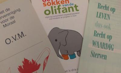Een aantal flyers